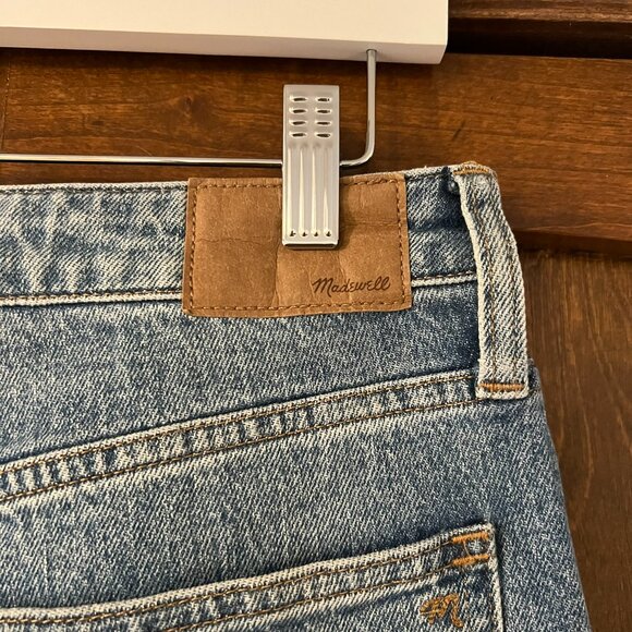 Madewell - The Curvy Perfect Vintage Jean - Size 30 Tall - Picture 5 of 7